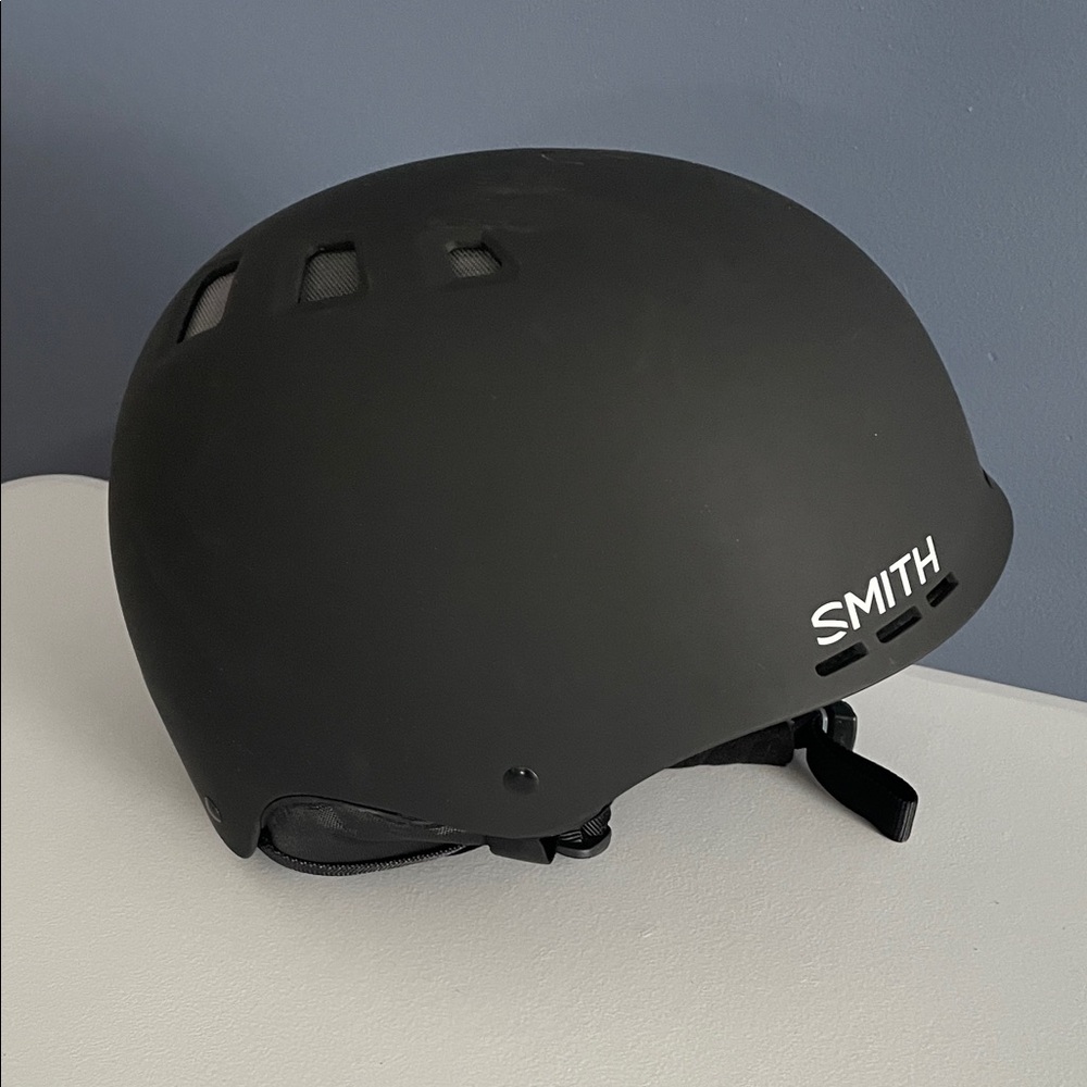 Smith Black Snowboarding Helmet